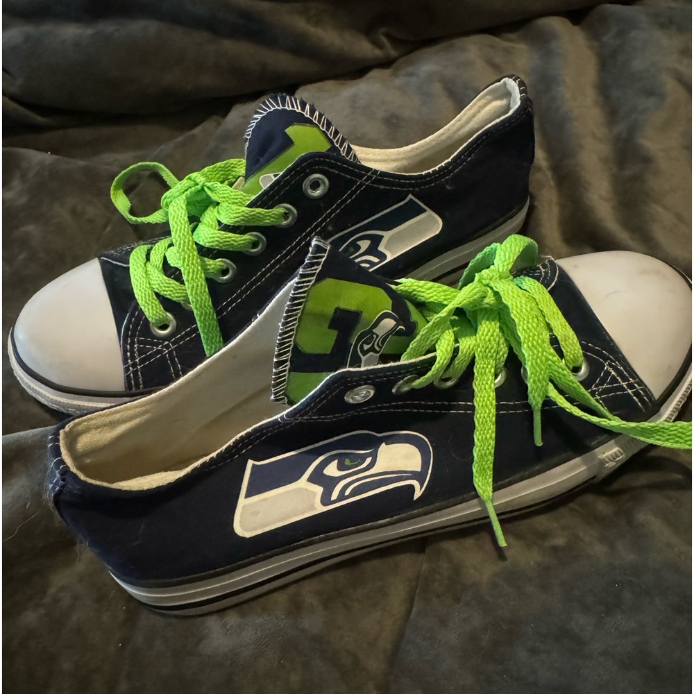 Custom Seahawks tennies!! Size 9